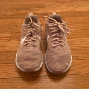 •pink nike tennis shoes•